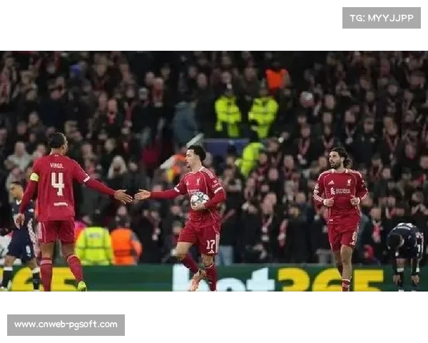 范戴克手球送点后低迷,利物浦1-4埃因霍温遭遇三连败