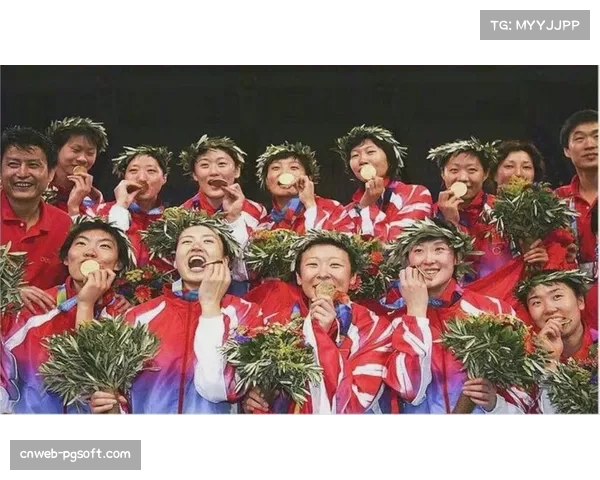 中国女排2004年雅典奥运夺冠纪录片重播，引发怀旧热潮